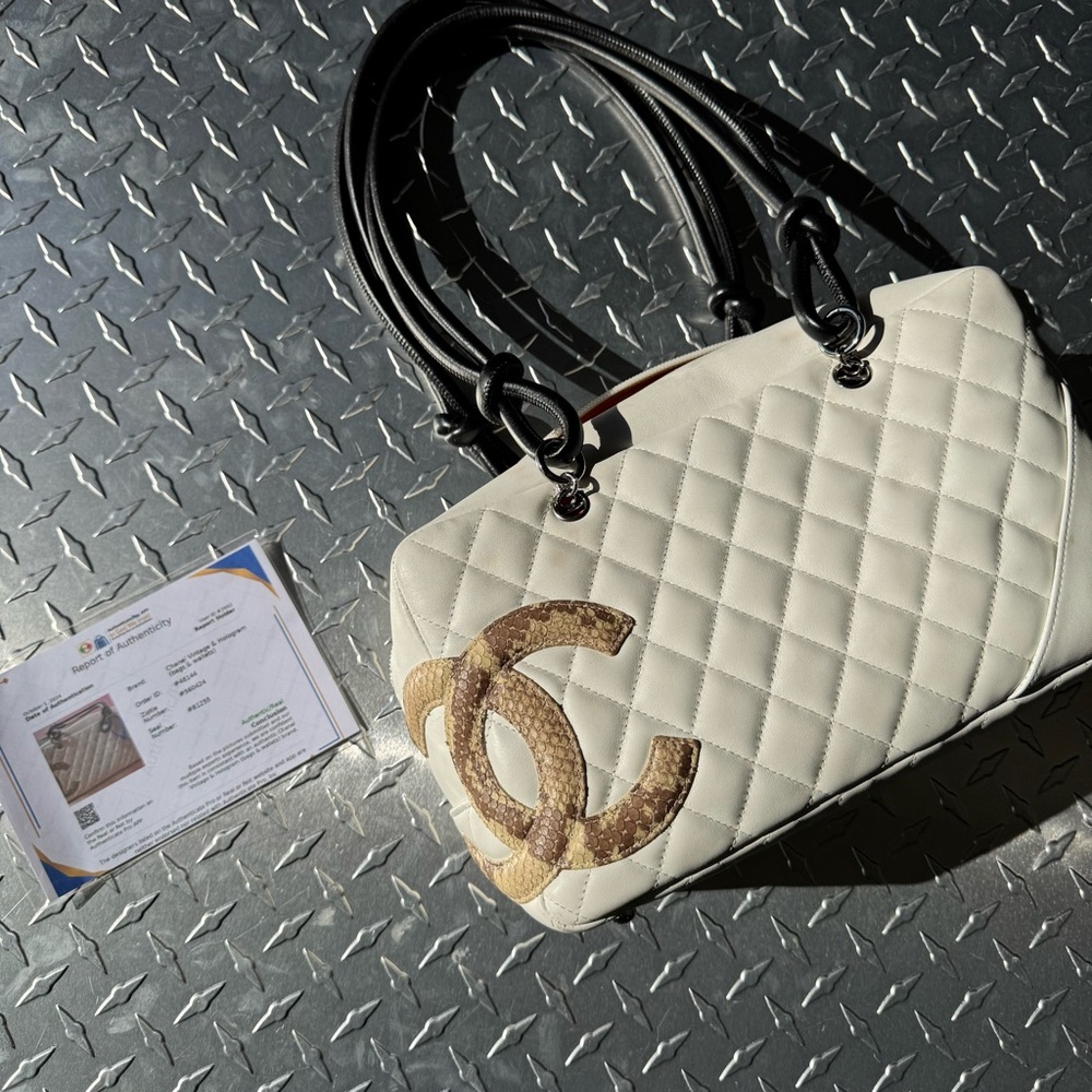 Chanel Vintage Python Cambon Ligne Bowler in White - Picture 12 of 12